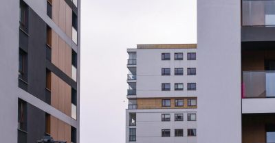 Warszawa atrakcyjna dla inwestorów; problem niska dostępność mieszkań
